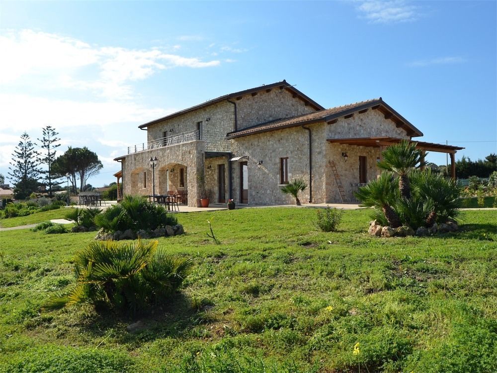 Portopalo Di Capo Passero B&B Al Tramonto Portopalo מראה חיצוני תמונה